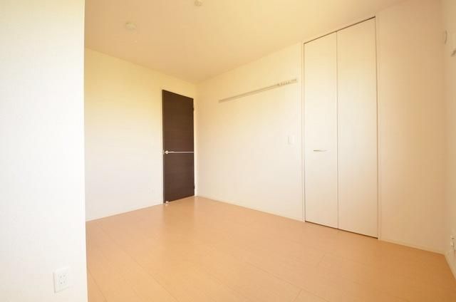 その他部屋・スペース　☆６帖の洋室☆