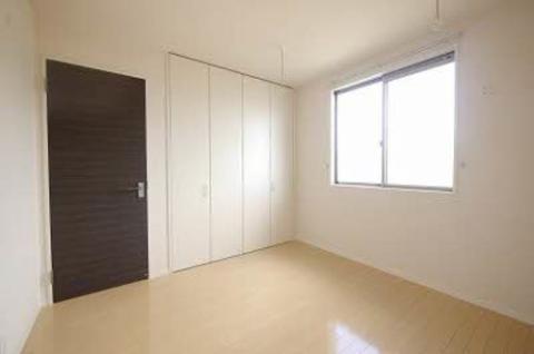 居室・リビング　室内