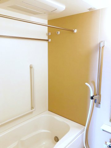 バス・シャワールーム　日々の疲れを癒すお風呂です♪