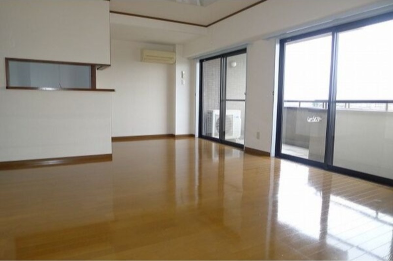 居室・リビング　図面と現状に相違がある場合には現状を優先