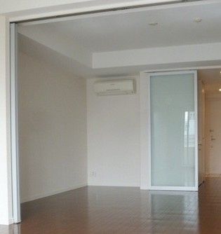 居室・リビング　☆明るい居室☆