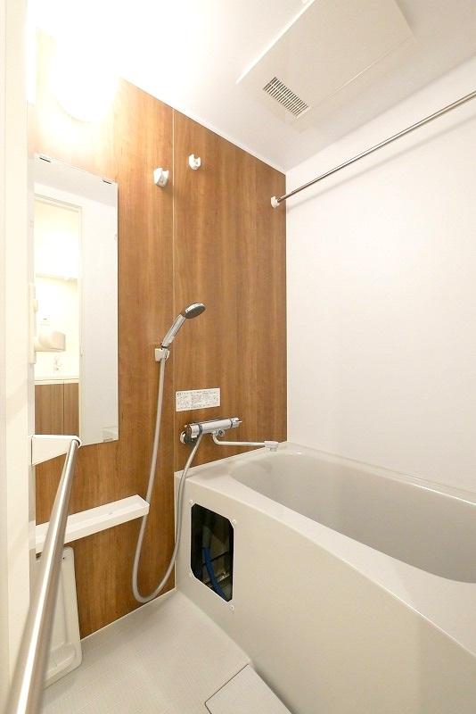バス・シャワールーム　風呂
