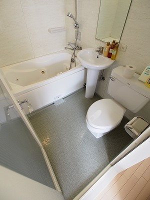 バス・シャワールーム