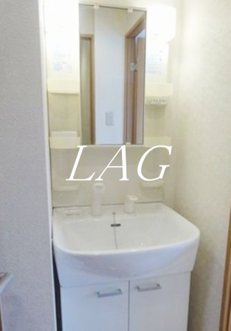 洗面設備　洗面台です。