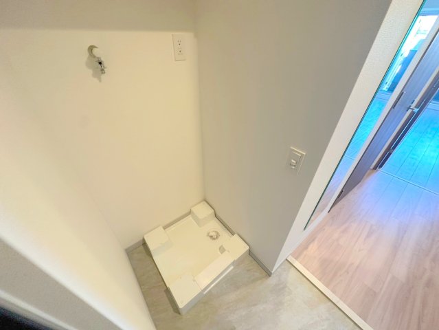 その他設備　室内に洗濯機置場があれば雨の日でも濡れる心配がございませんね