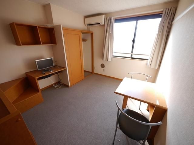 その他部屋・スペース　★家具のあるお部屋です★