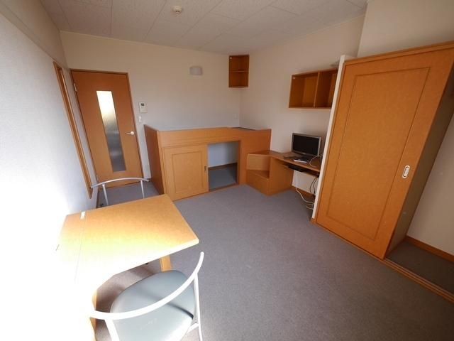 居室・リビング　★明るいお部屋です★