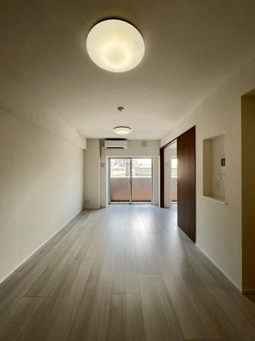 居室・リビング　※掲載写真は別室参考写真です。