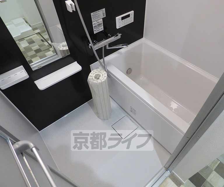 バス・シャワールーム　お風呂です。