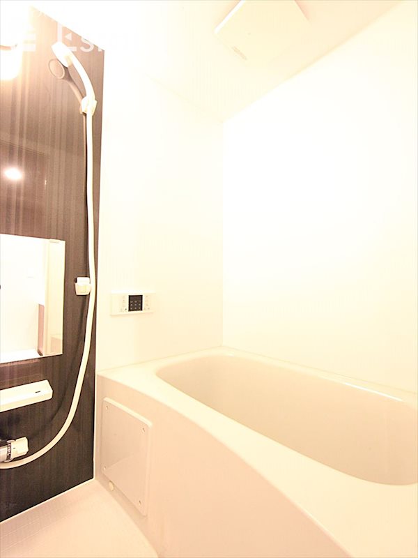 バス・シャワールーム　バスルーム