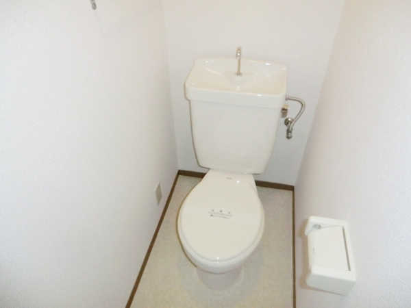 トイレ　コンパクトで使いやすいトイレです☆