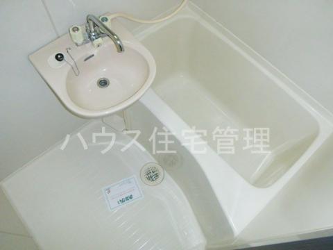 バス・シャワールーム　バス