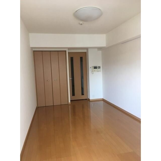 居室・リビング　☆明るい洋室☆