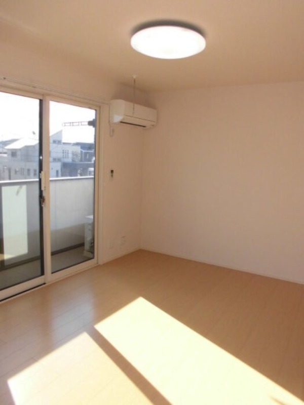 居室・リビング　図面と現状に相違がある場合には現状を優先