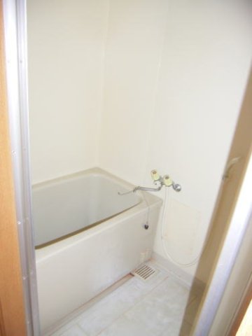 バス・シャワールーム　お風呂です