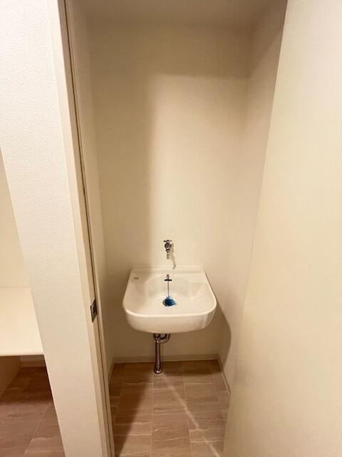 玄関　ランドリールーム洗面