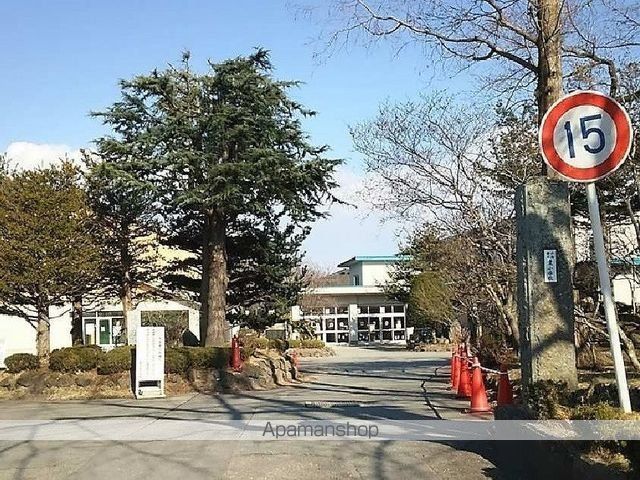 小学校　小諸市立　東小学校（小学校）まで600m