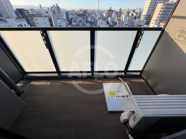 バルコニー　フォーリアライズ弁天町クロス　バルコニー