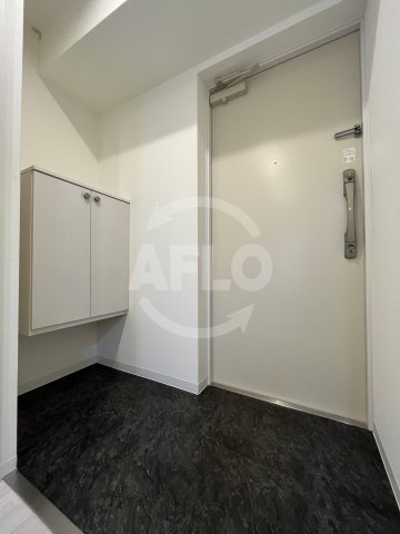 玄関　フォーリアライズ弁天町クロス　玄関