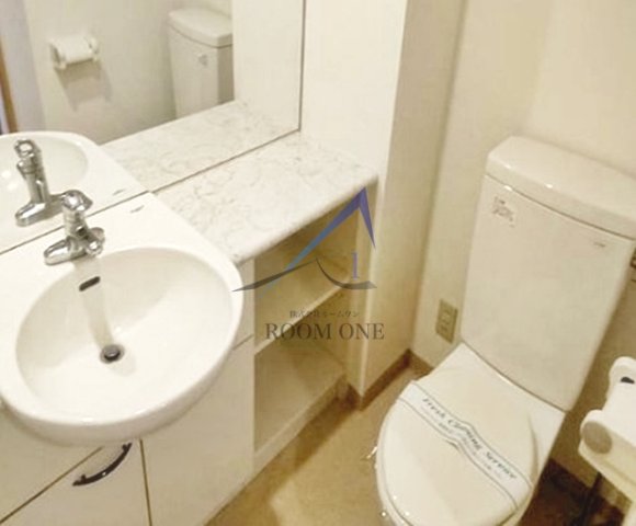 洗面設備　洗面台です。