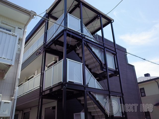 建物外観　リブリトルナーレ座間