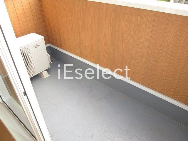 バルコニー　お洗濯物はこちらで