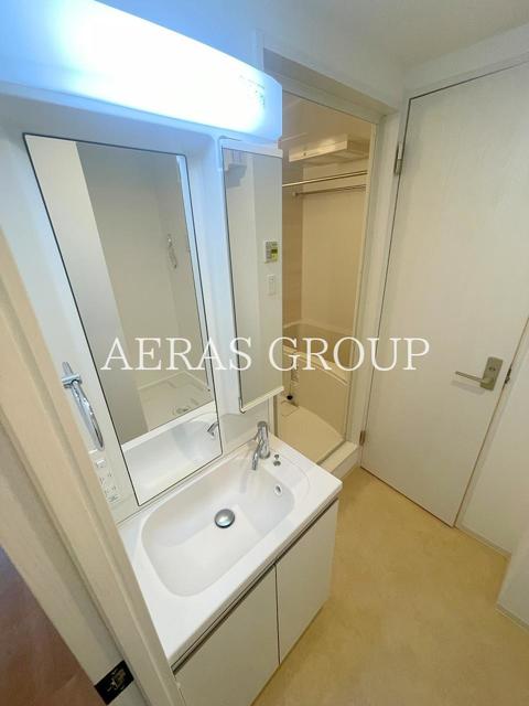 洗面設備　同仕様参考写真