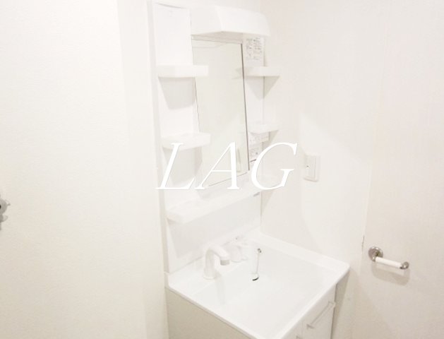 洗面設備　独立洗面台です。