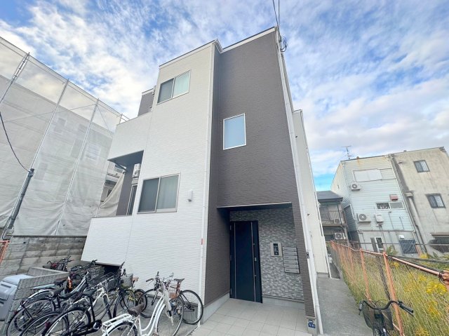 建物外観　綺麗な外観の素敵なお部屋があなたを待っています。