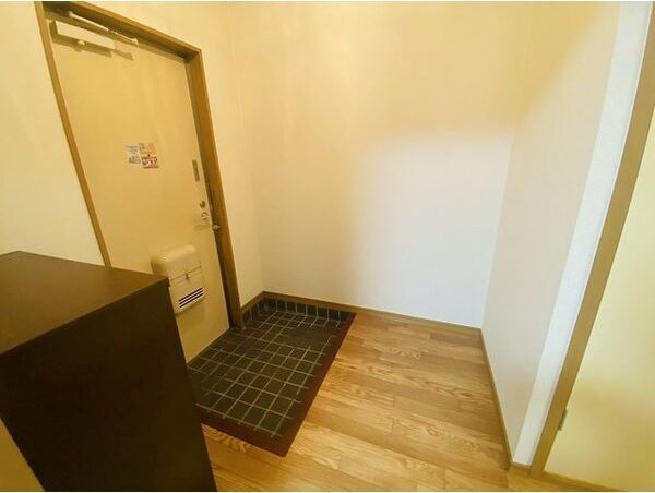 玄関　参考写真