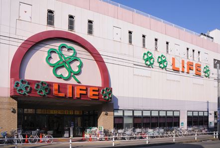 スーパー　ライフ経堂店（スーパー）まで210m