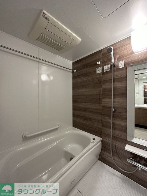 バス・シャワールーム　※写真は同タイプ住戸です。