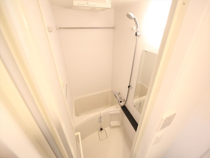 バス・シャワールーム　バスルーム　浴室暖房乾燥機付き