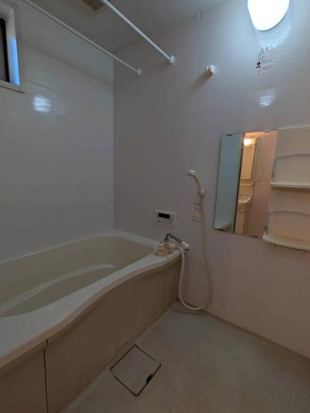 バス・シャワールーム　追い炊き機能付き