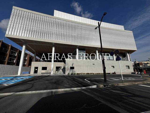 役所　八潮市役所（役所）まで378m