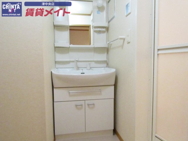 洗面設備　同物件別室画像