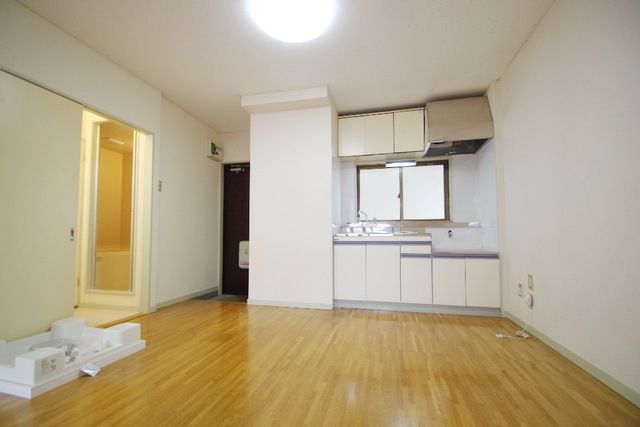 居室・リビング　★お部屋探しはタウンハウジング稲田堤店まで★