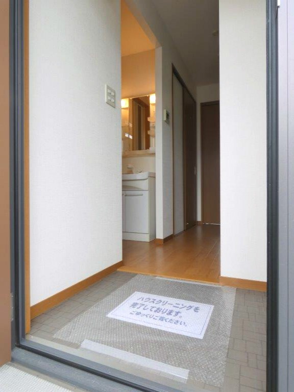 玄関　図面と現状に相違がある場合には現状を優先