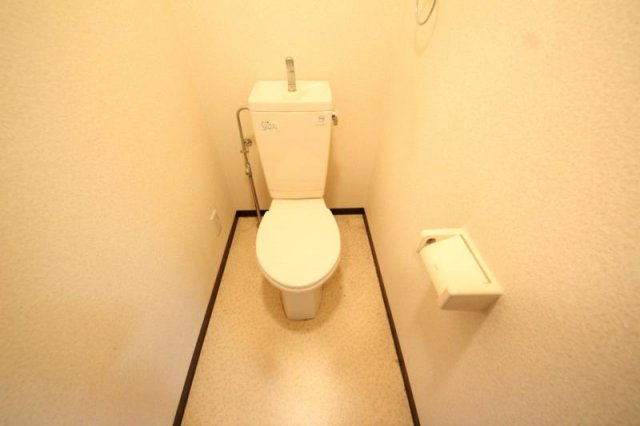 トイレ　清潔感のあるトイレです