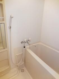 バス・シャワールーム　きれいなお風呂です