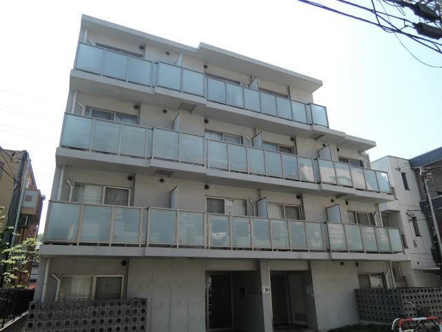 建物外観　3路線利用可能のマンションです