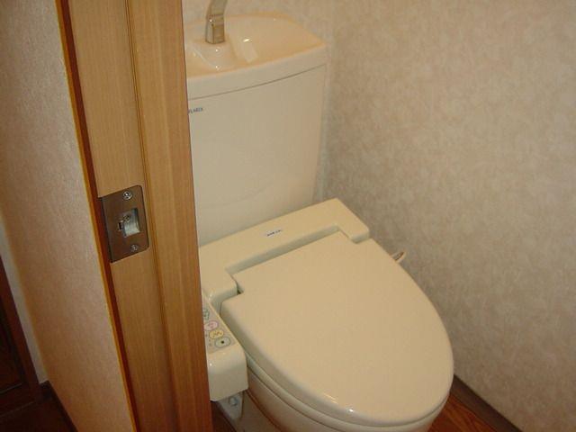 トイレ　トイレ