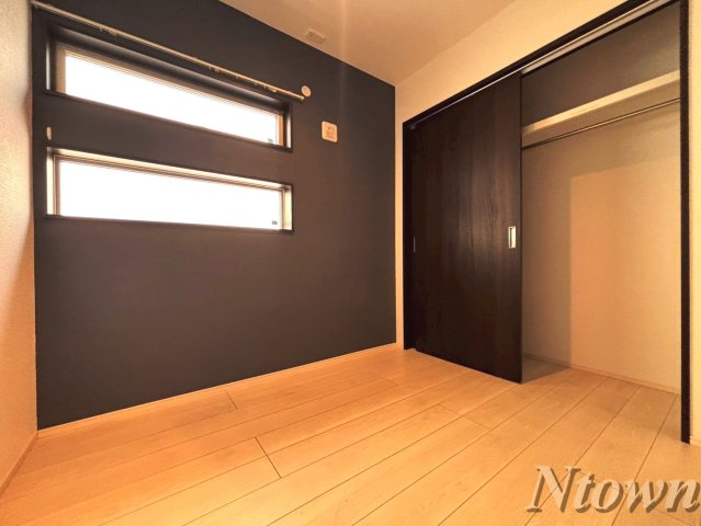 その他　使い勝手のいい洋室です