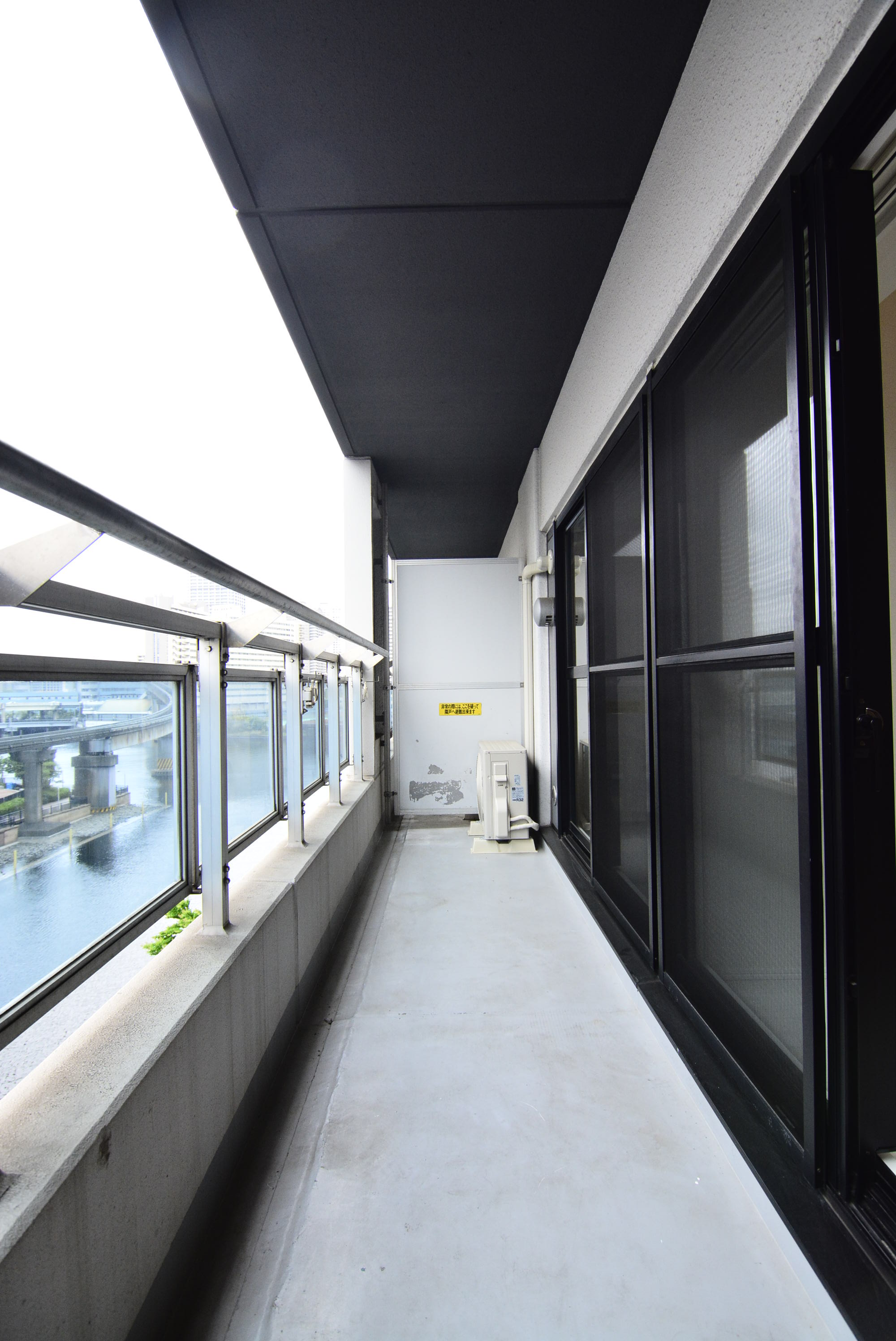 バルコニー　バルコニー※別部屋参考写真