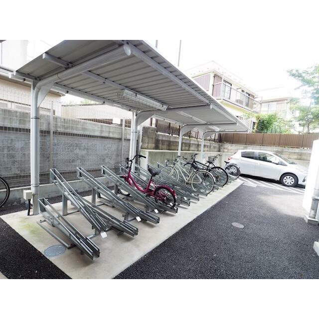 その他共有部分　屋根付き駐輪場（空要確認）