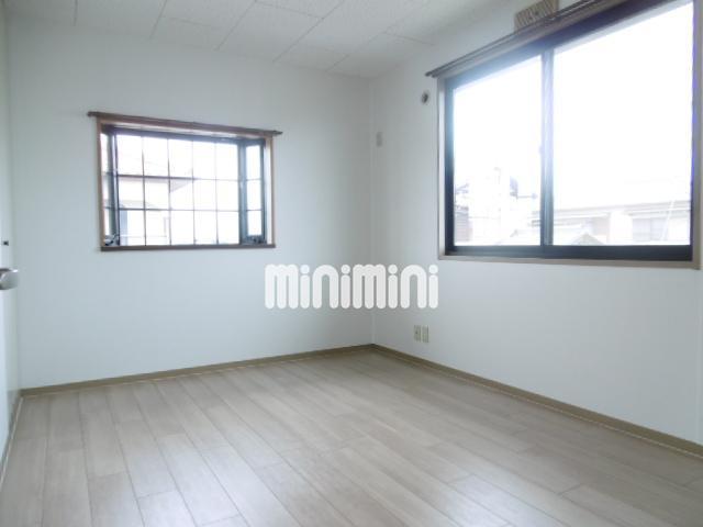 その他部屋・スペース　窓が多く明るいお部屋です