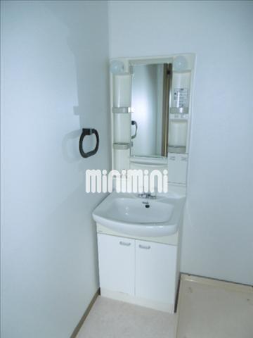 洗面設備　独立洗面で使いやすいですね