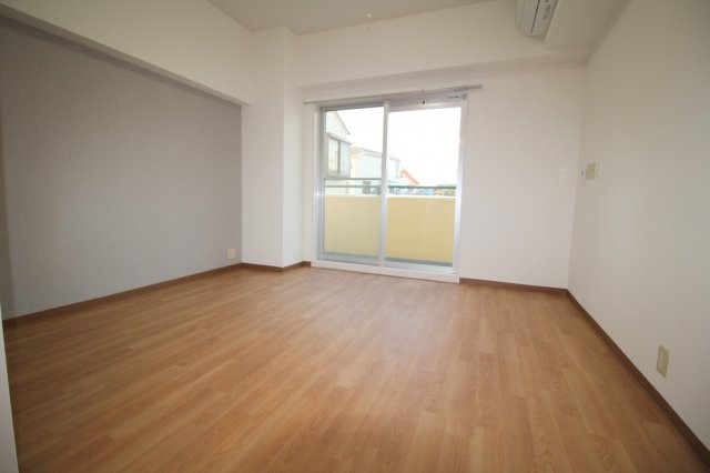 居室・リビング　別室の写真使用