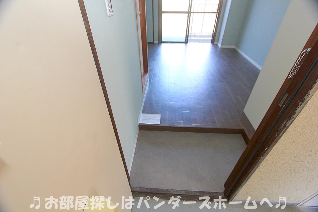 マンション渚の玄関写真