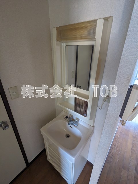 洗面設備　※クリーニング中の撮影※